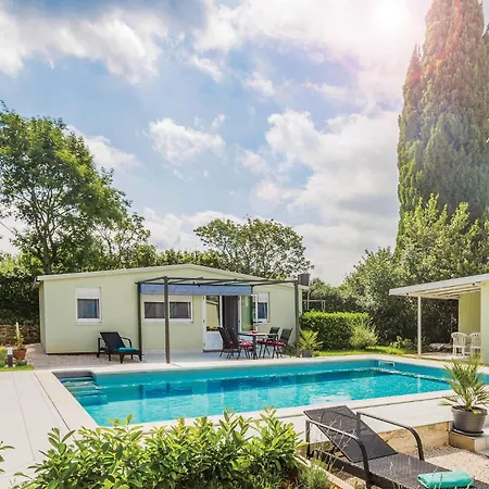Stunning In With Wifi Holiday home