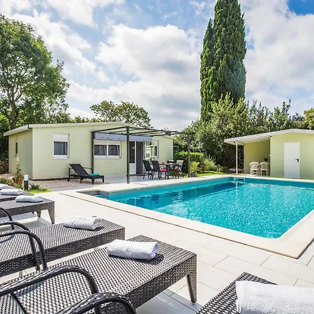 Stunning In With Wifi Holiday home *